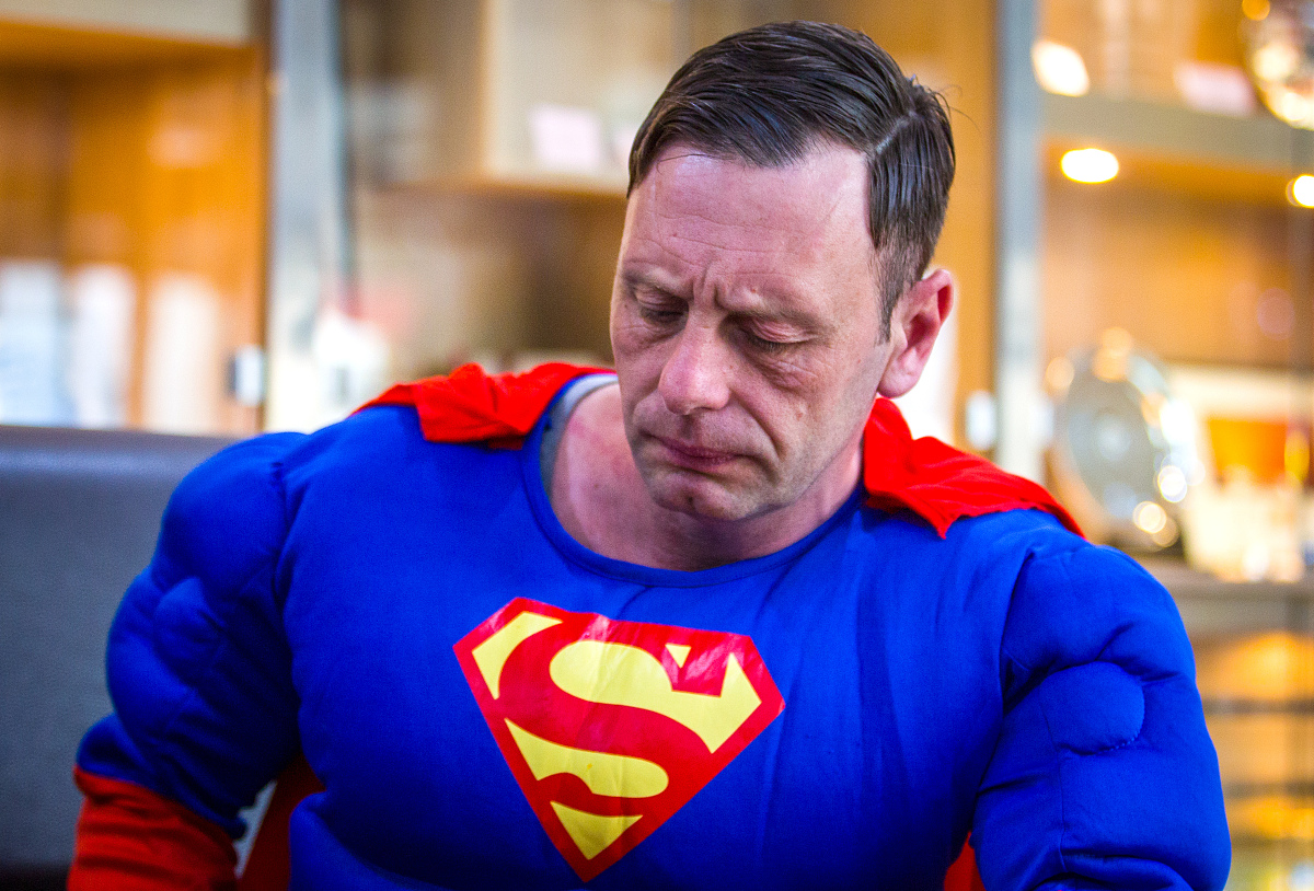 开云官方网站在线登陆-TES观众热烈欢呼！，杜兰特迎来十赛季出色发挥引发球迷热议-开云官方网站在线登陆